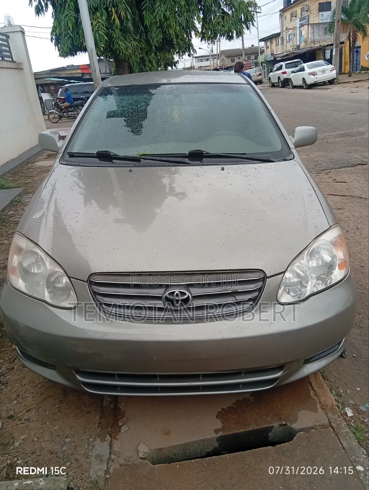 Toyota Corolla LE 2004 Gray