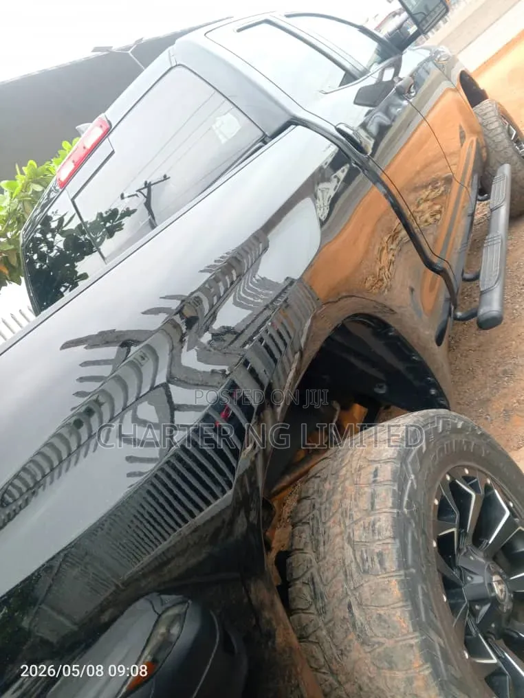 Toyota Tundra 2020 Black