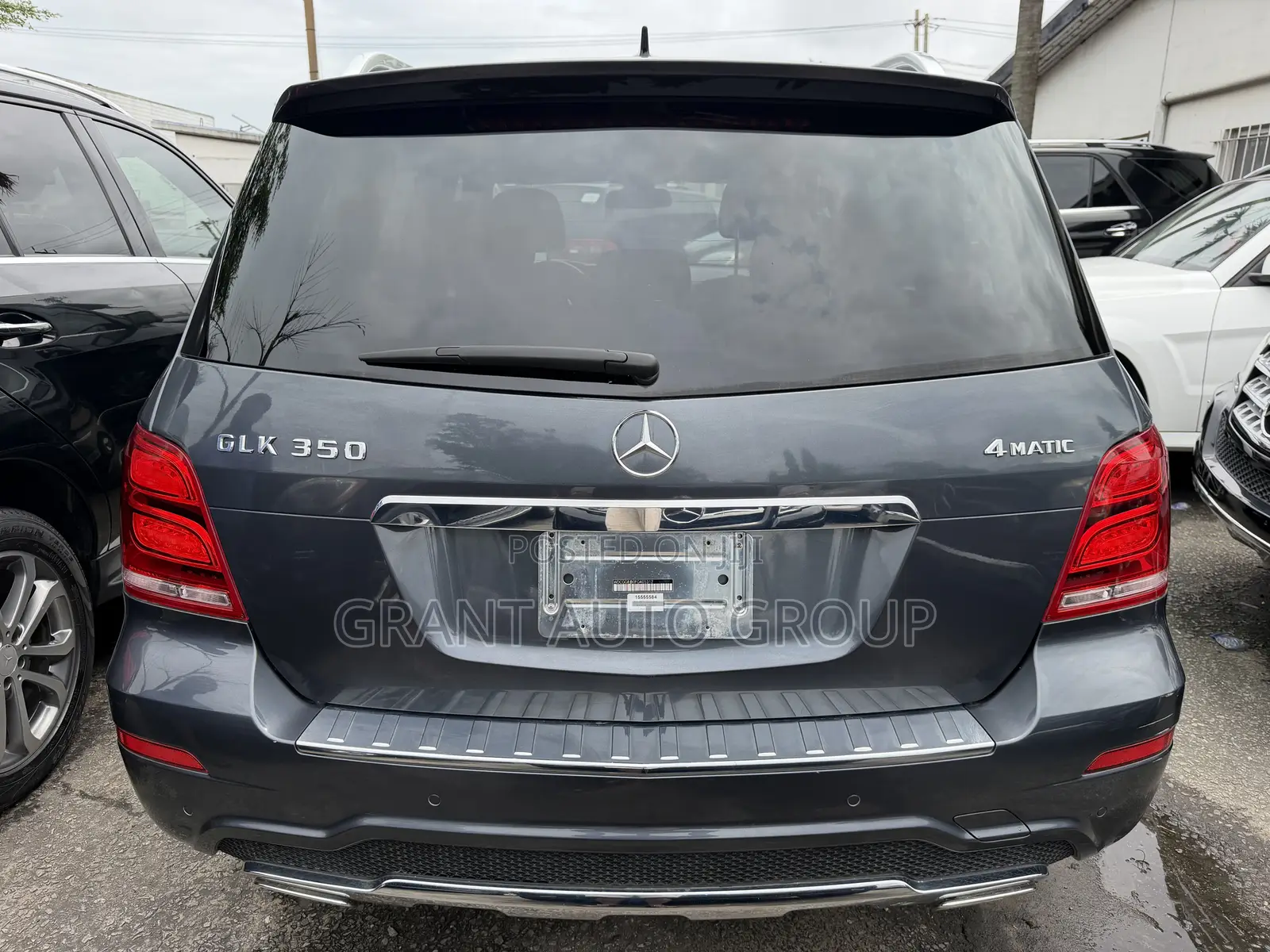 Mercedes-Benz GLK-Class Base GLK 350 4dr AWD 4MATIC (3.5L 6cyl 7A) 2015