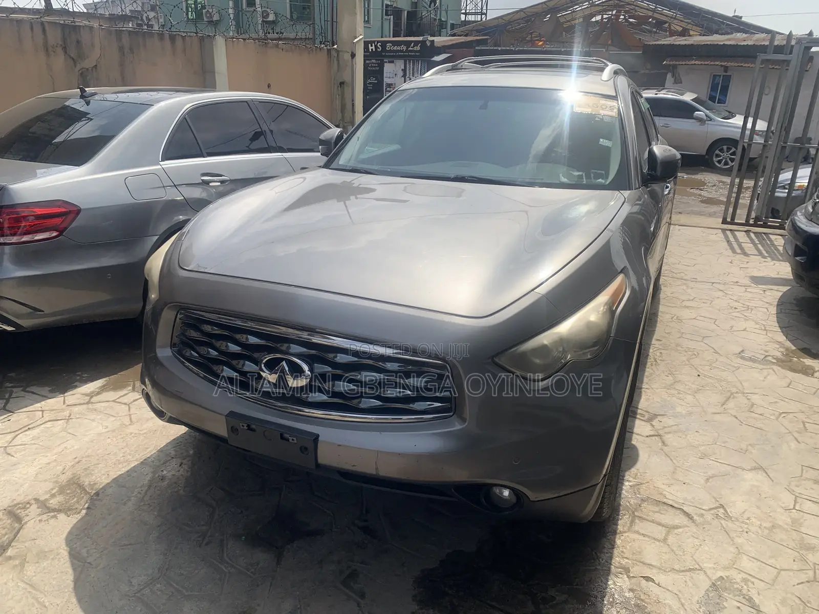 Infiniti FX35 Base 4x4 (3.5L 6cyl 7A) 2010 Gray