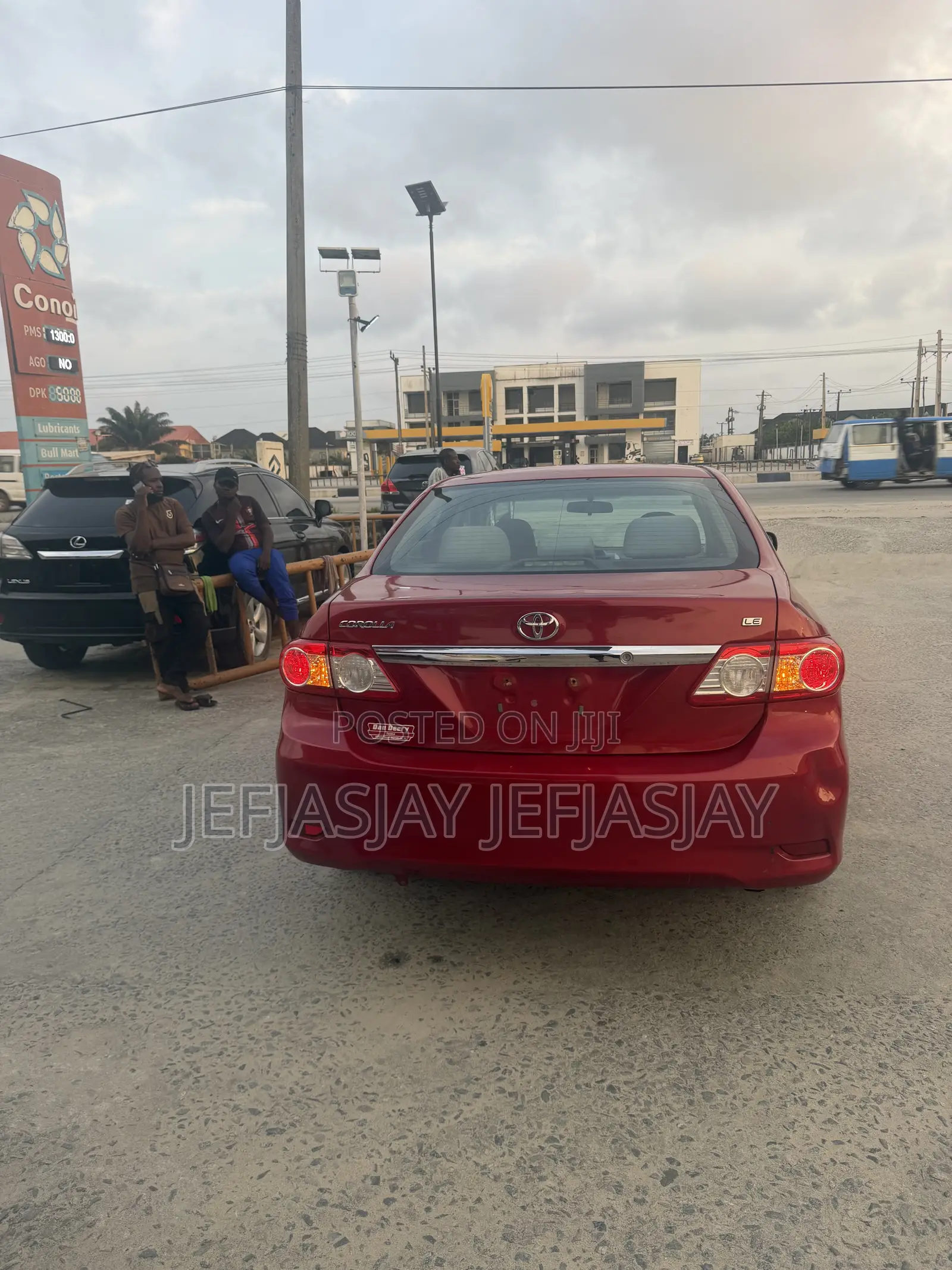 Toyota Corolla LE 4dr Sedan (1.8L 4cyl 4A) 2012 Red