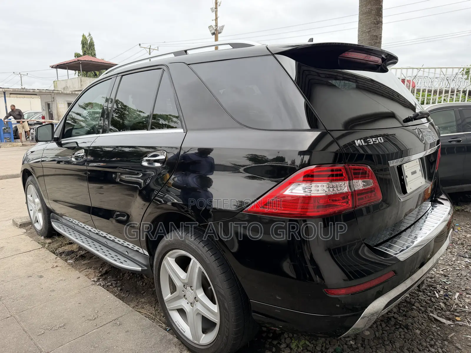 Mercedes-Benz M Class ML350 4MATIC 4dr SUV AWD (3.5L 6cyl 7A) 2015