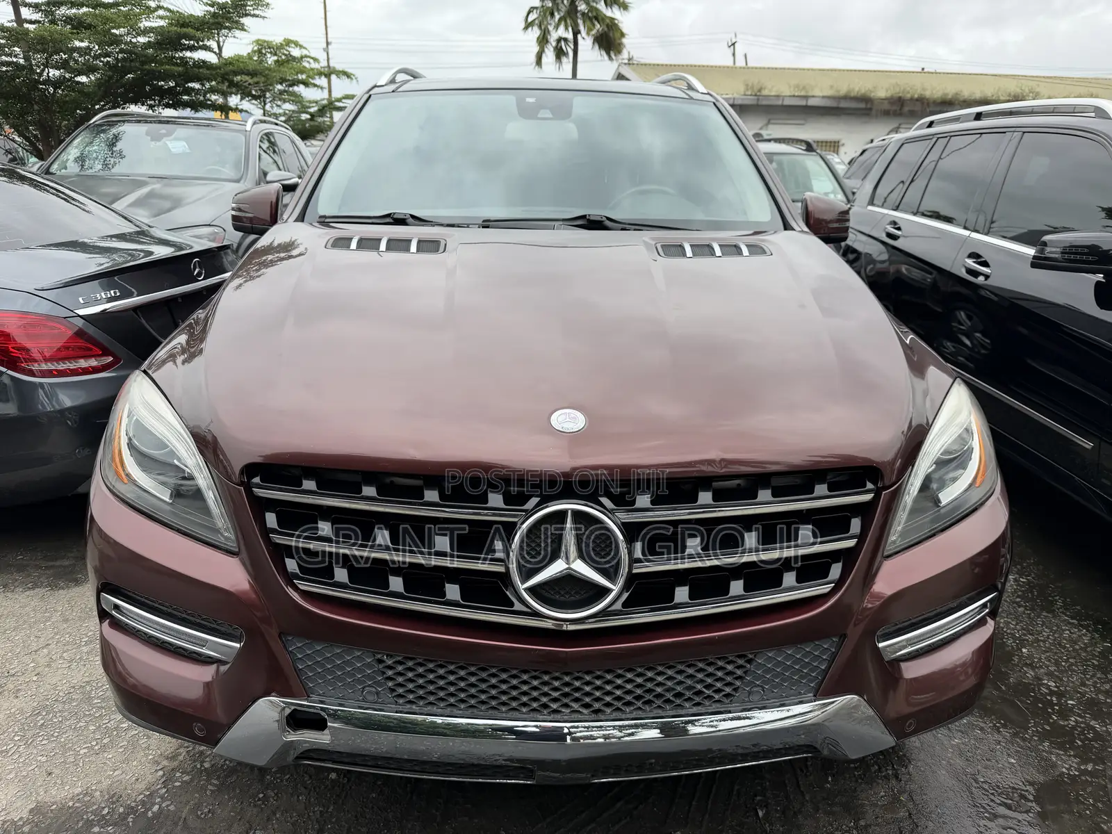 Mercedes-Benz M Class ML350 4MATIC 4dr SUV AWD (3.5L 6cyl 7A) 2014 Red