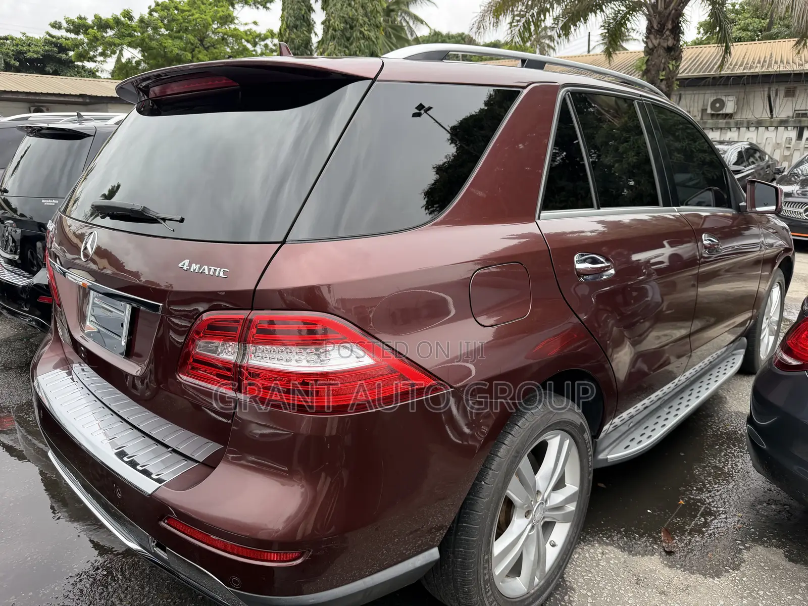 Mercedes-Benz M Class ML350 4MATIC 4dr SUV AWD (3.5L 6cyl 7A) 2014 Red