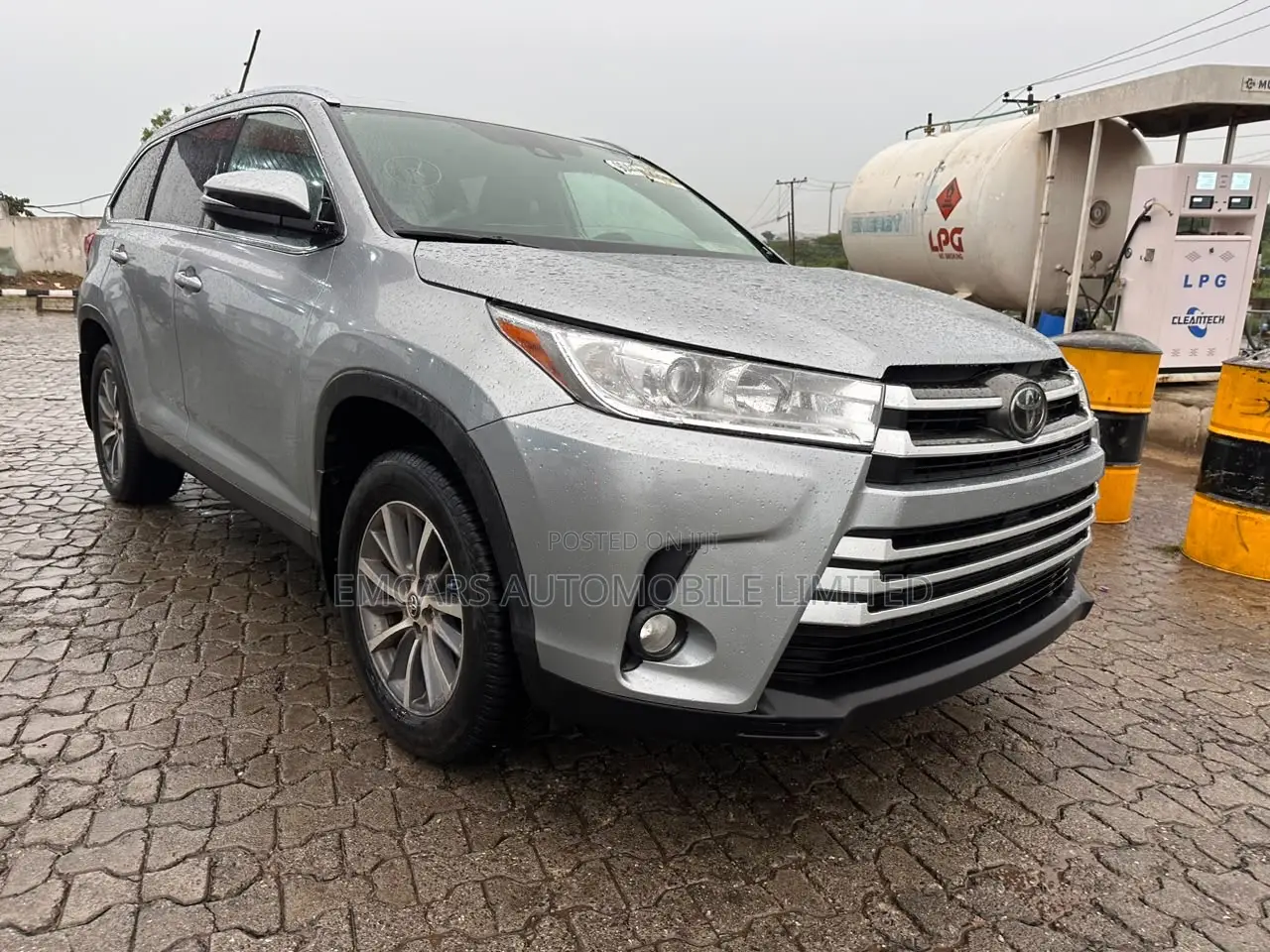 Toyota Highlander XLE 2019 Silver