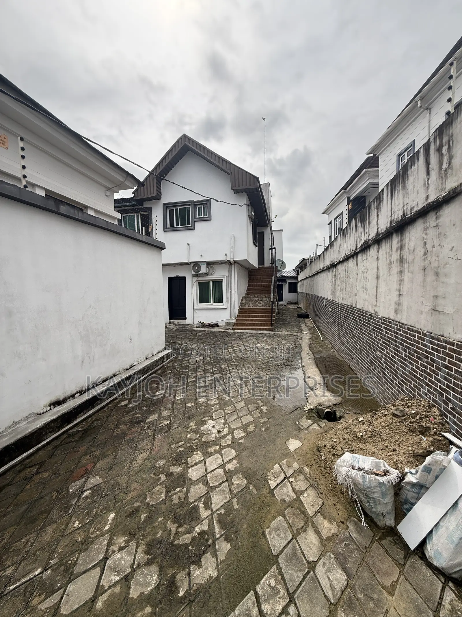 2bdrm Apartment in Thomas Estate for sale