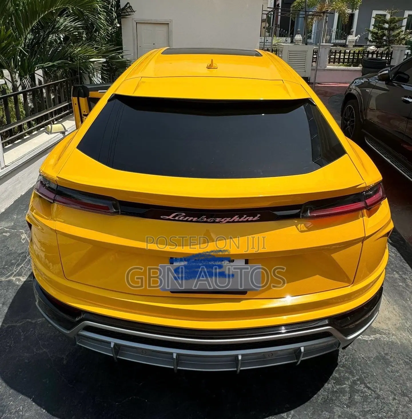 Lamborghini Urus Base 4dr AWD 2020 Yellow