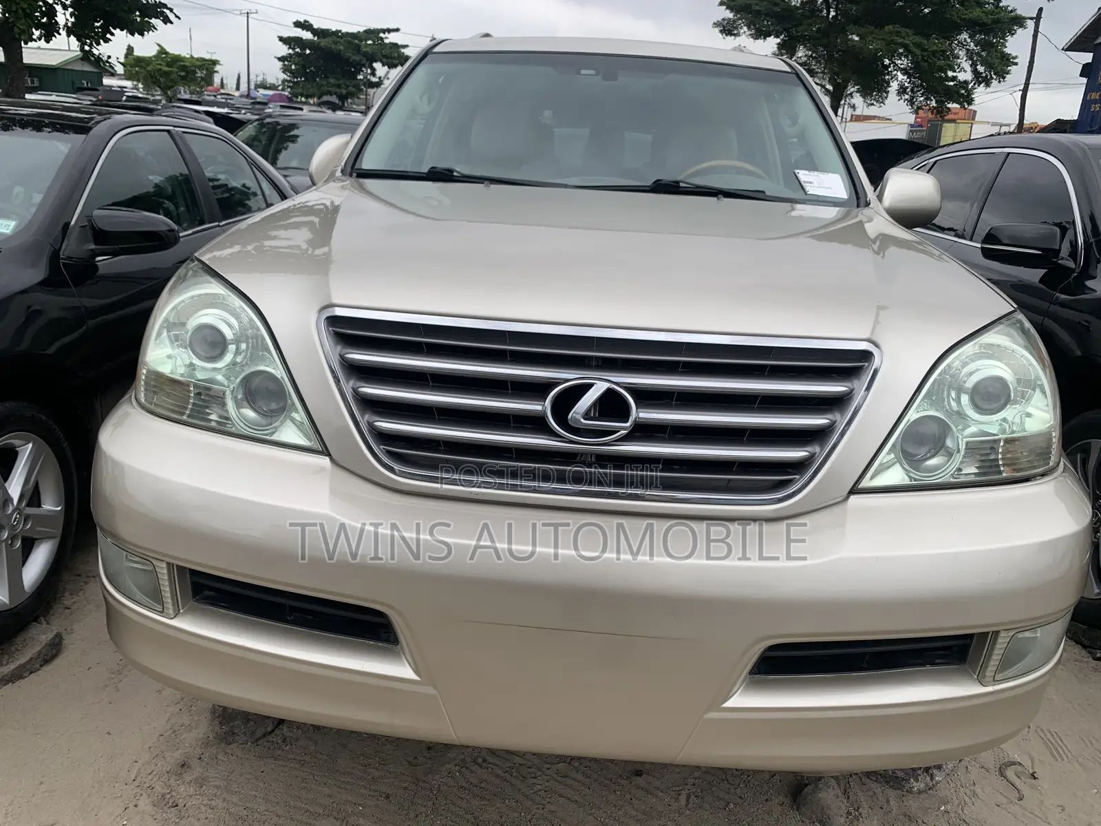 Lexus GX 470 Sport Utility 2007 Gold