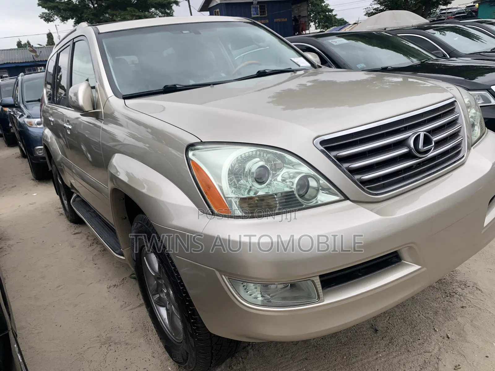 Lexus GX 470 Sport Utility 2007 Gold