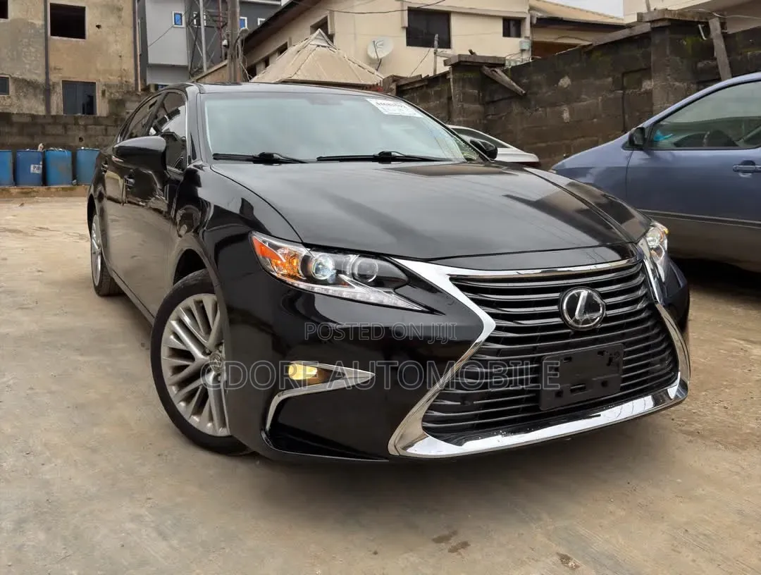 Lexus ES 2013 Black