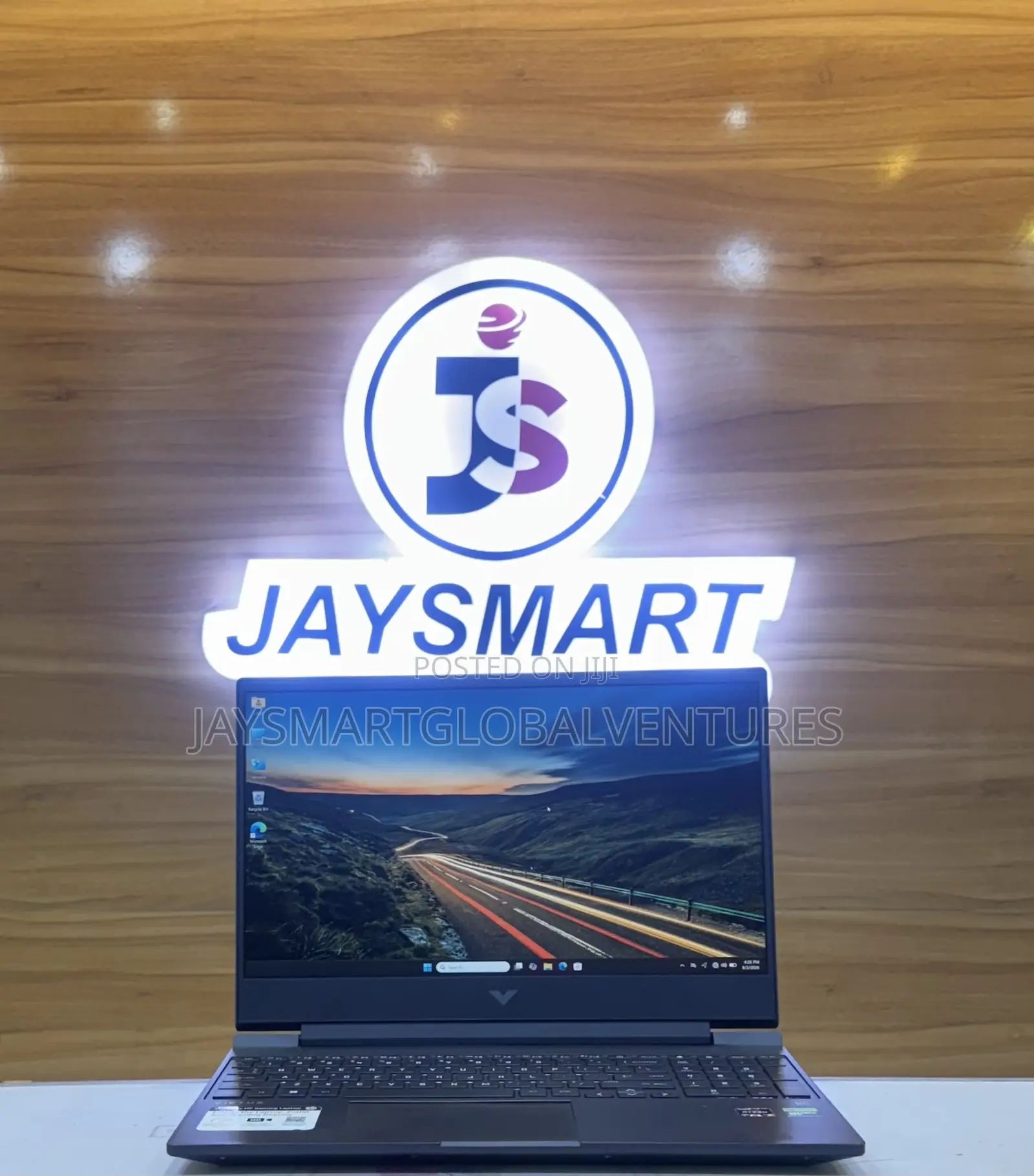 Laptop HP Victus 15 16GB AMD Ryzen 5 SSD 1T