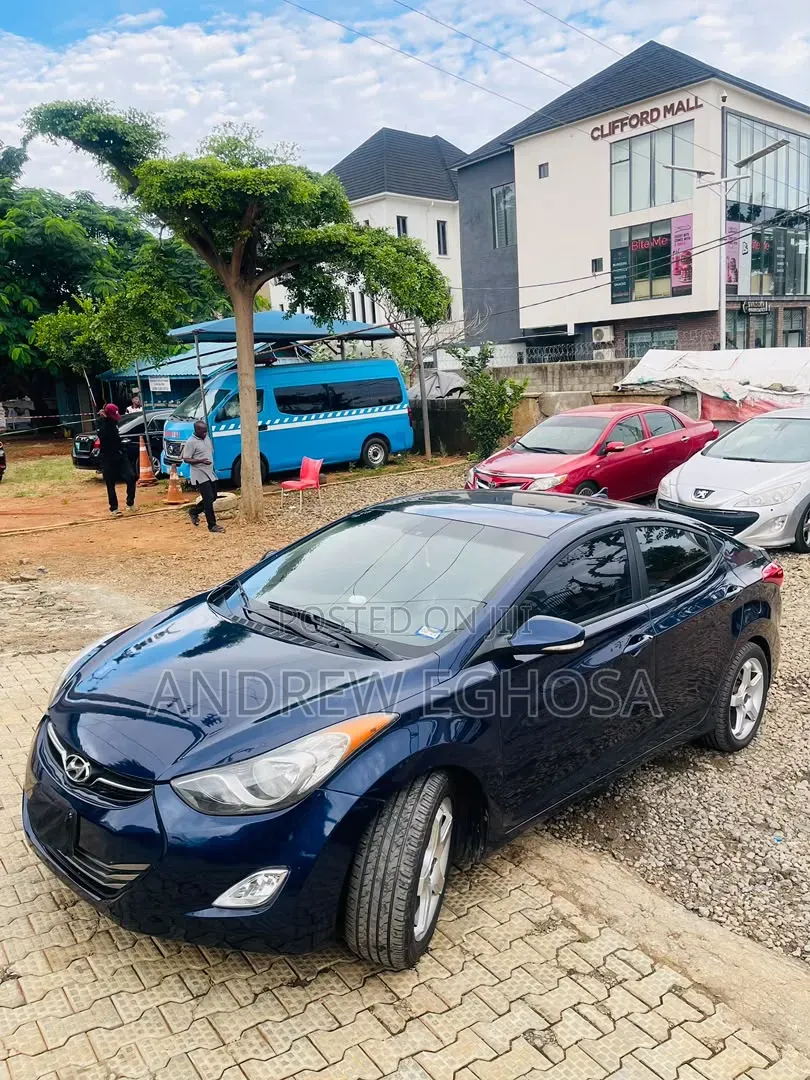 Hyundai Elantra 2012 Blue