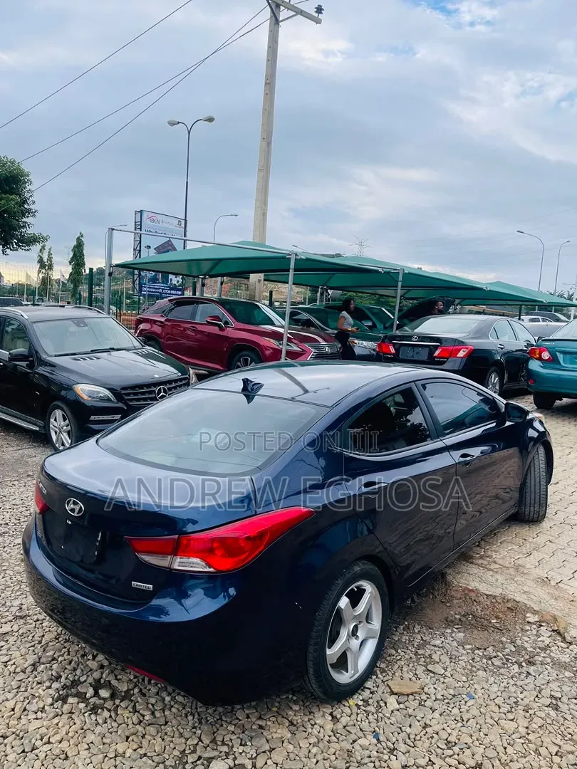 Hyundai Elantra 2012 Blue