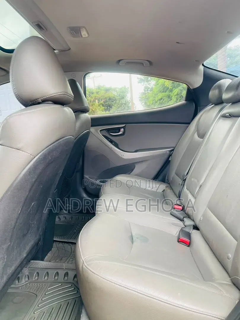 Hyundai Elantra 2012 Blue