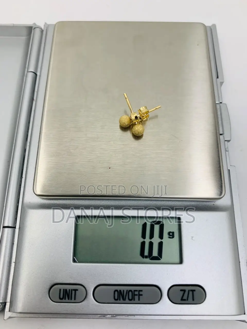 Real 18 Karat Gold Earrings (1 Gram)