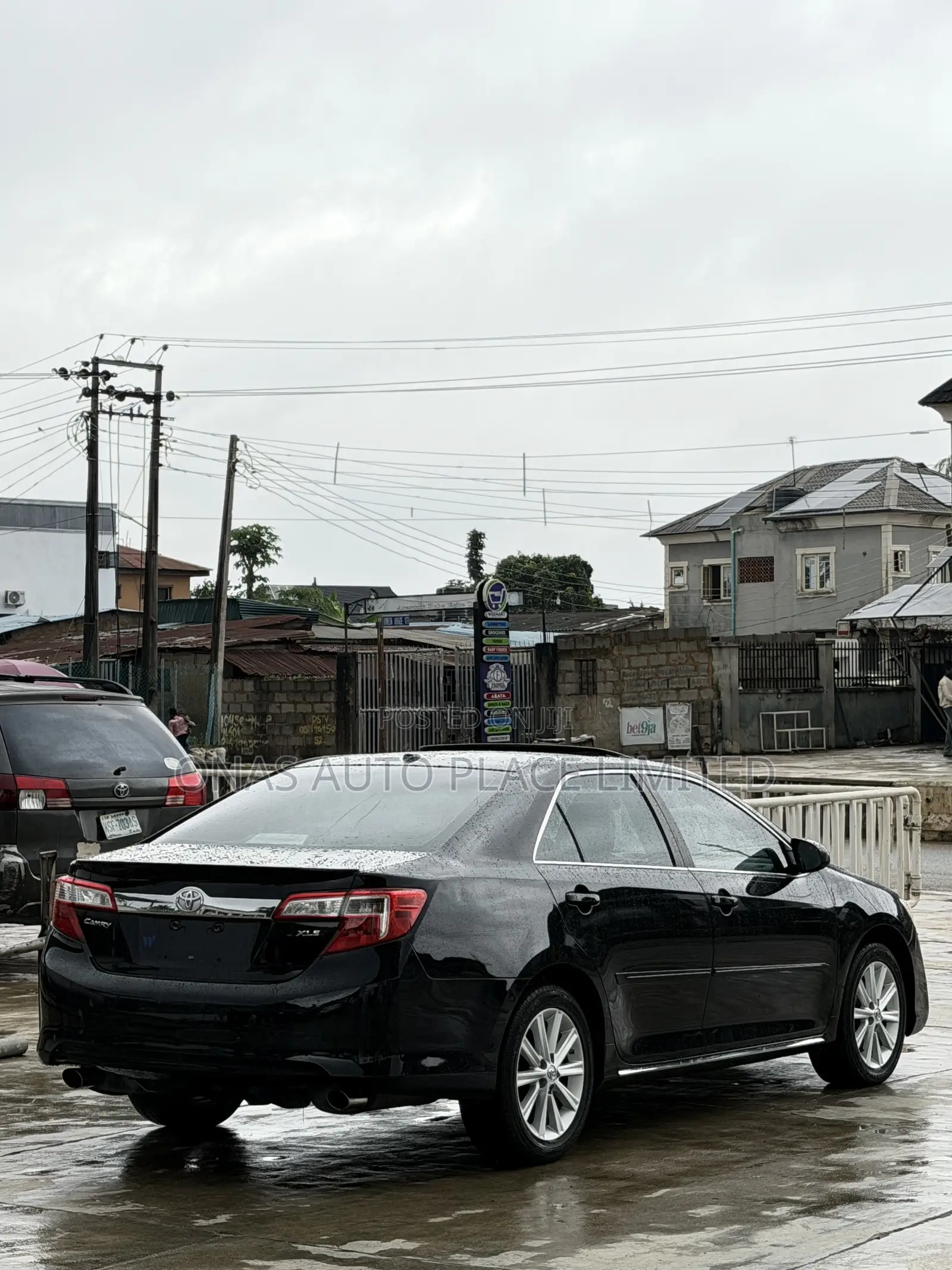 Toyota Camry XLE V6 4dr Sedan (3.5L 6cyl 6A) 2013 Black