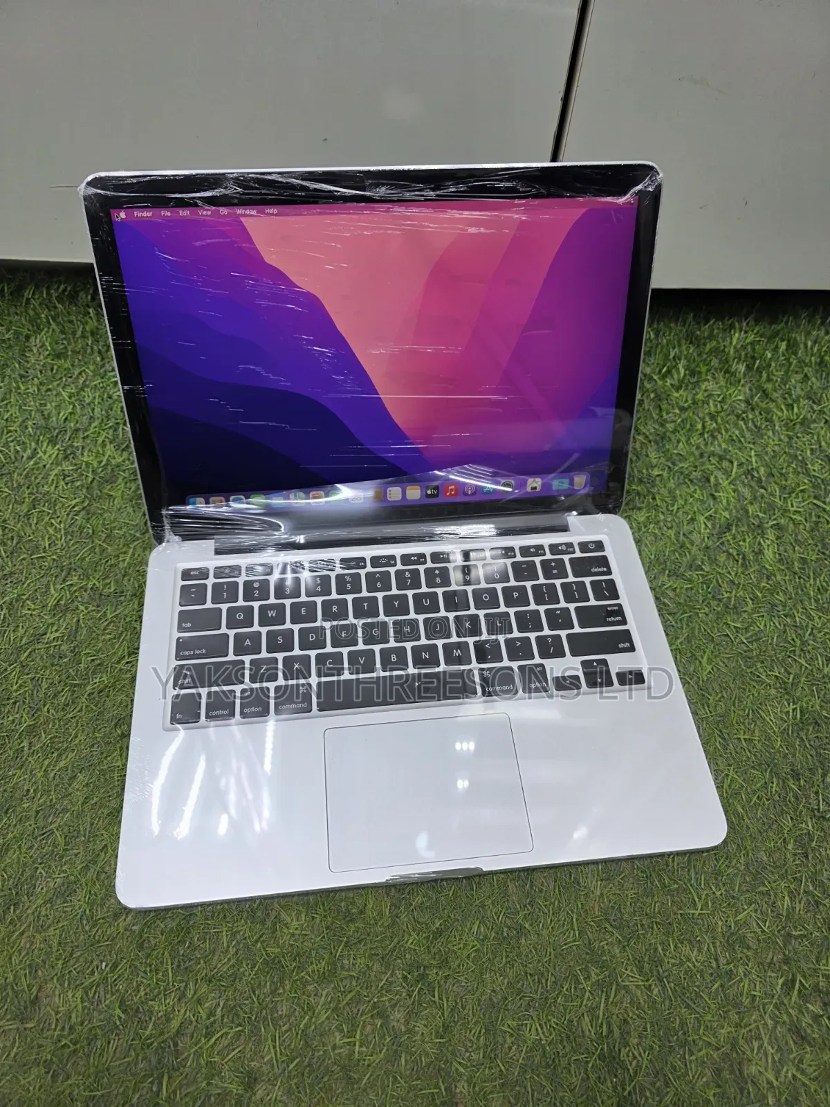Laptop Apple MacBook Pro 2015 8GB Intel Core i5 SSD 512GB