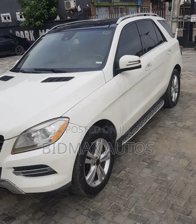 Mercedes-Benz M Class ML 350 4Matic 2013 White