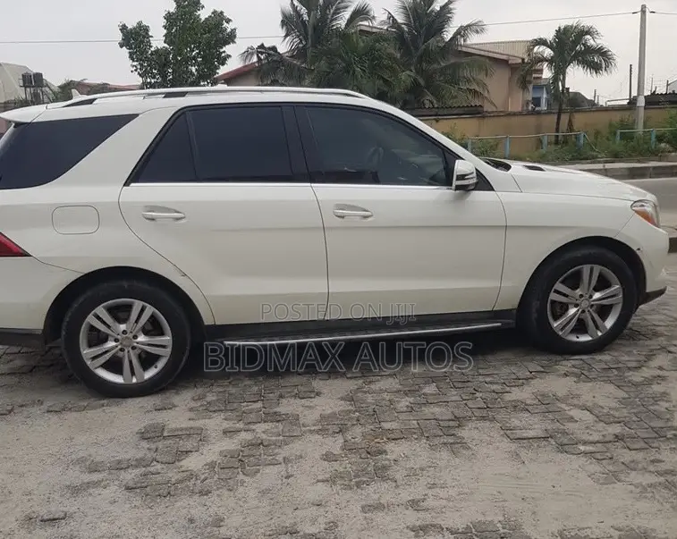 Mercedes-Benz M Class ML 350 4Matic 2013 White