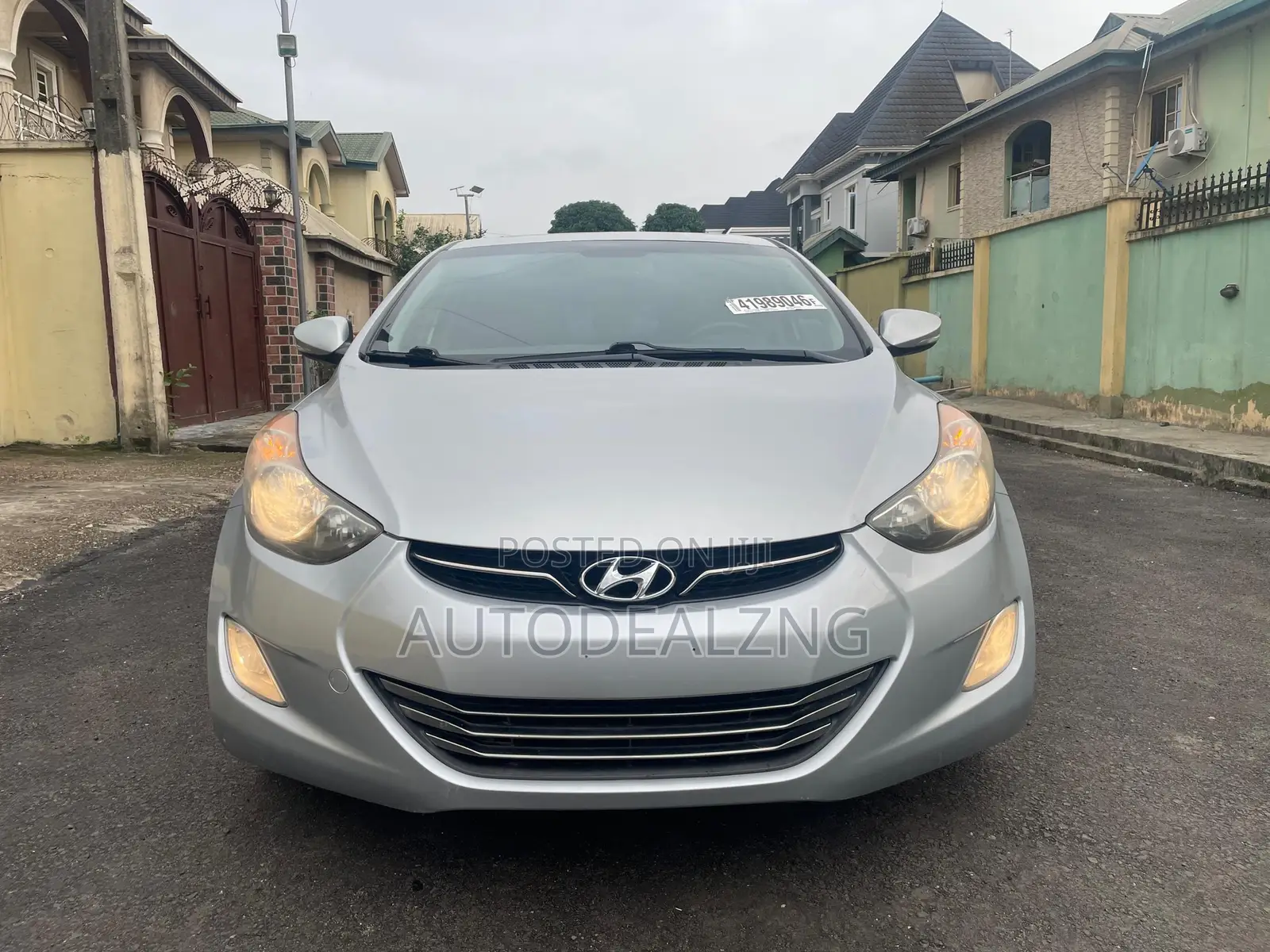 Hyundai Elantra Limited 2012 Silver