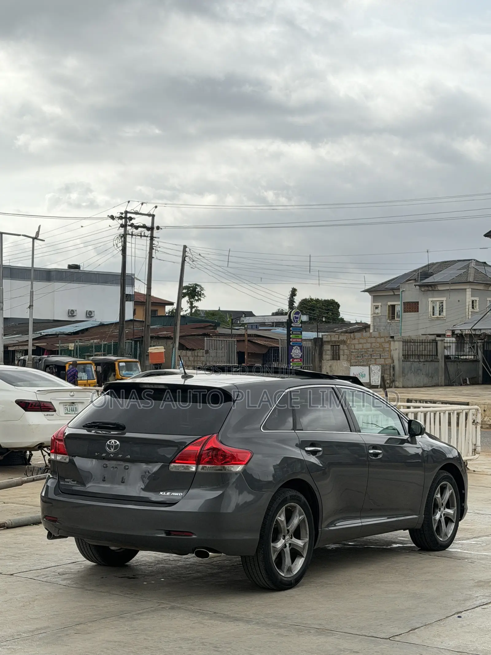 Toyota Venza XLE 2012 Gray