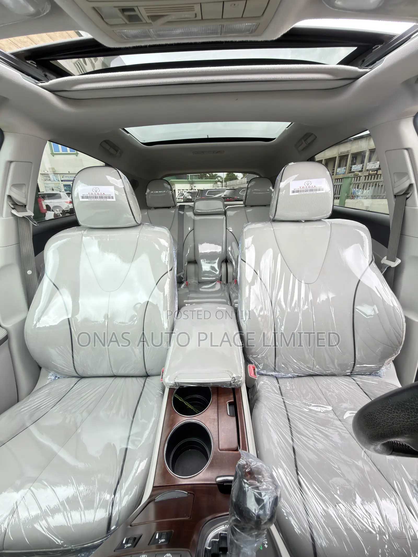 Toyota Venza XLE 2012 Gray