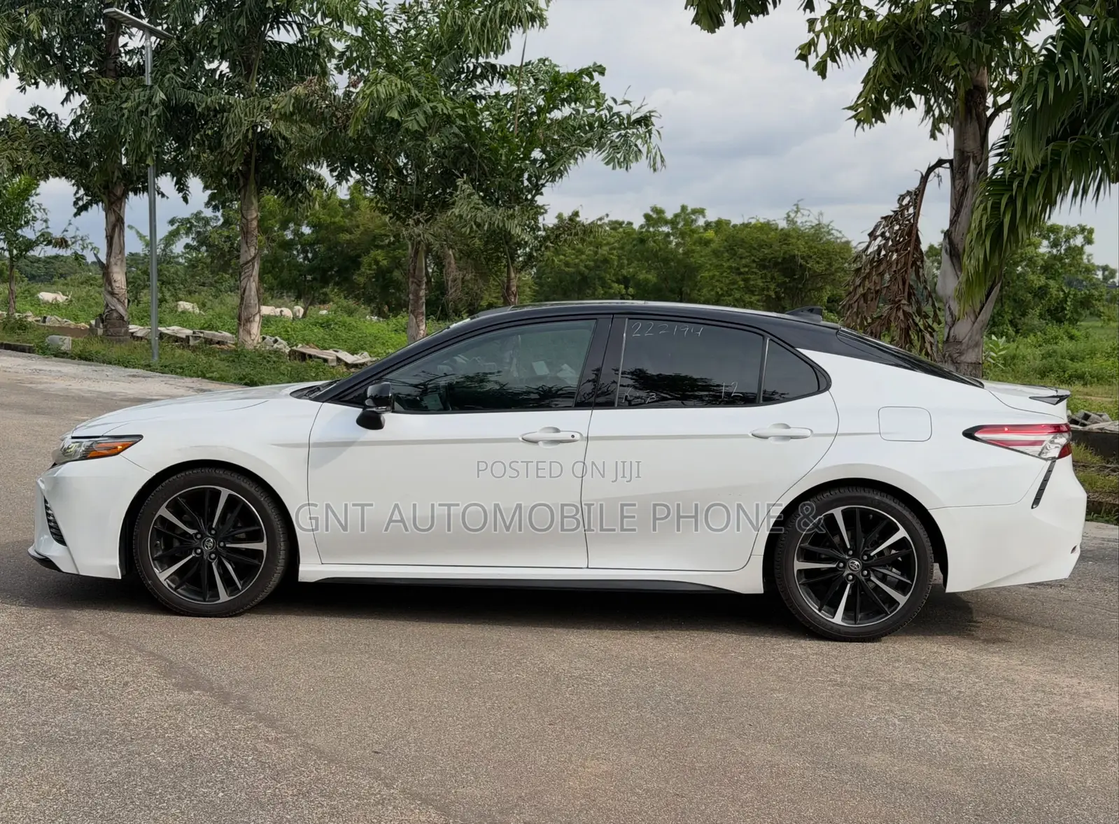 Toyota Camry 2019 White