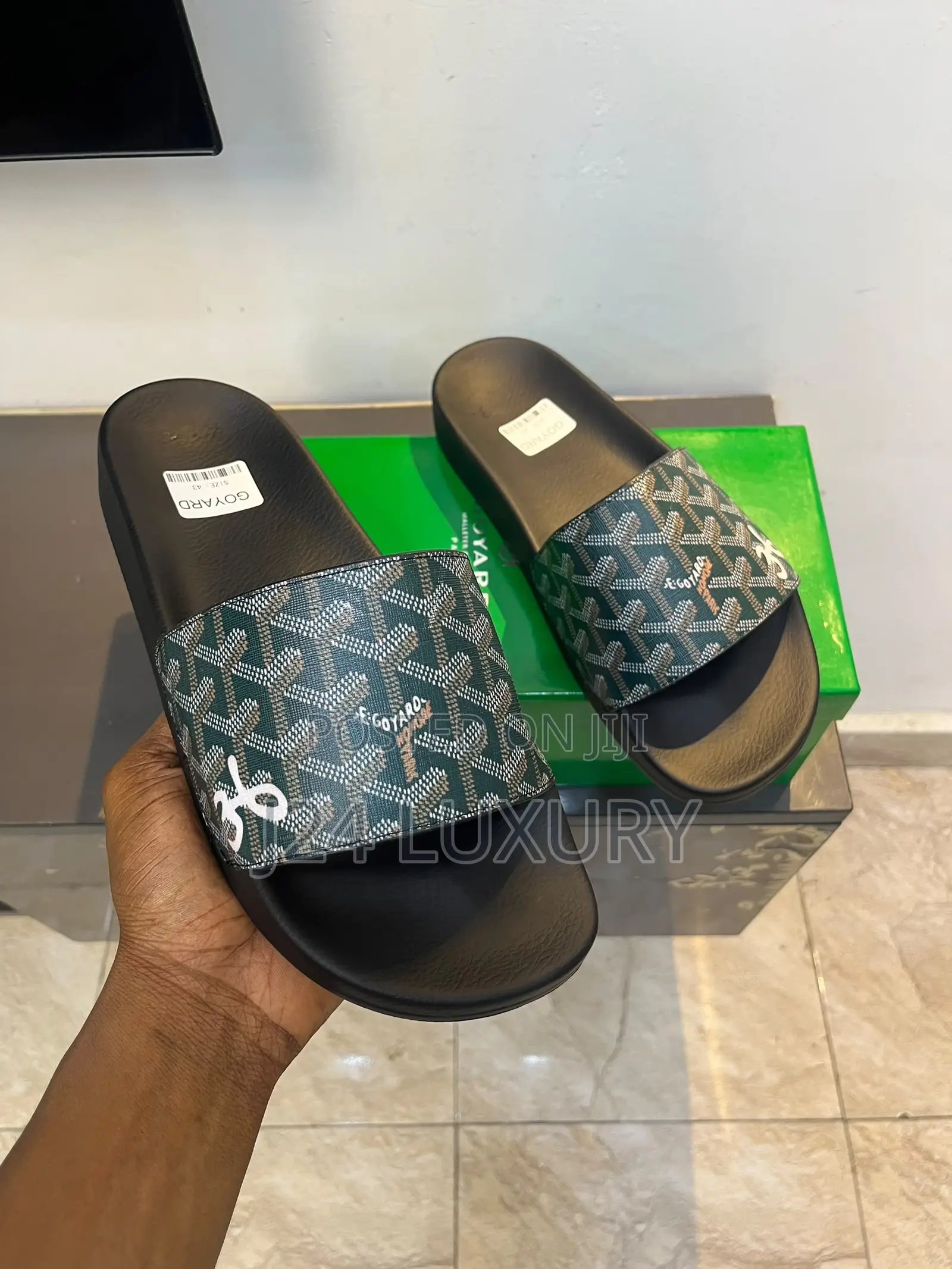Bottega Slide