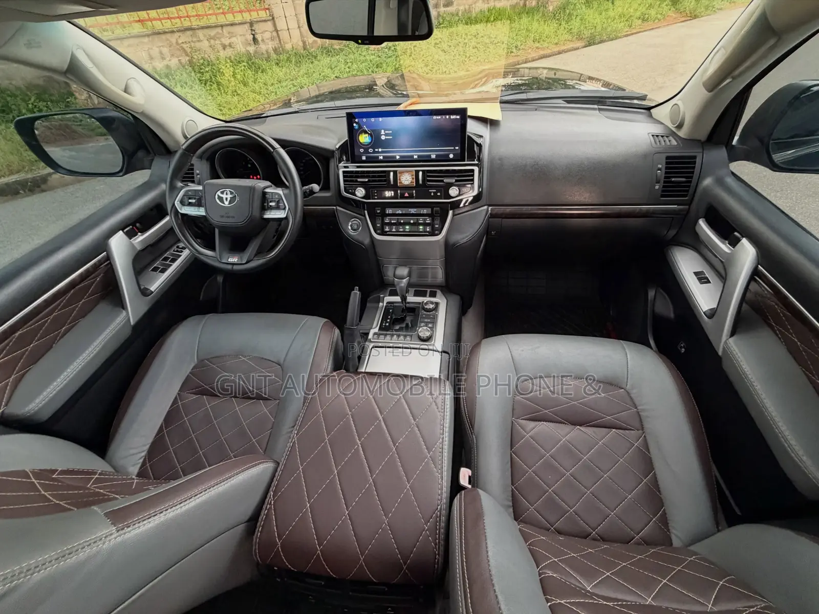 Toyota Land Cruiser 2012 Black