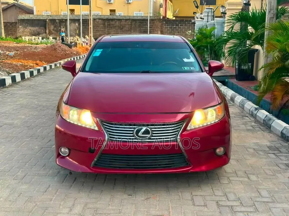 Lexus ES 350 FWD 2013 Red