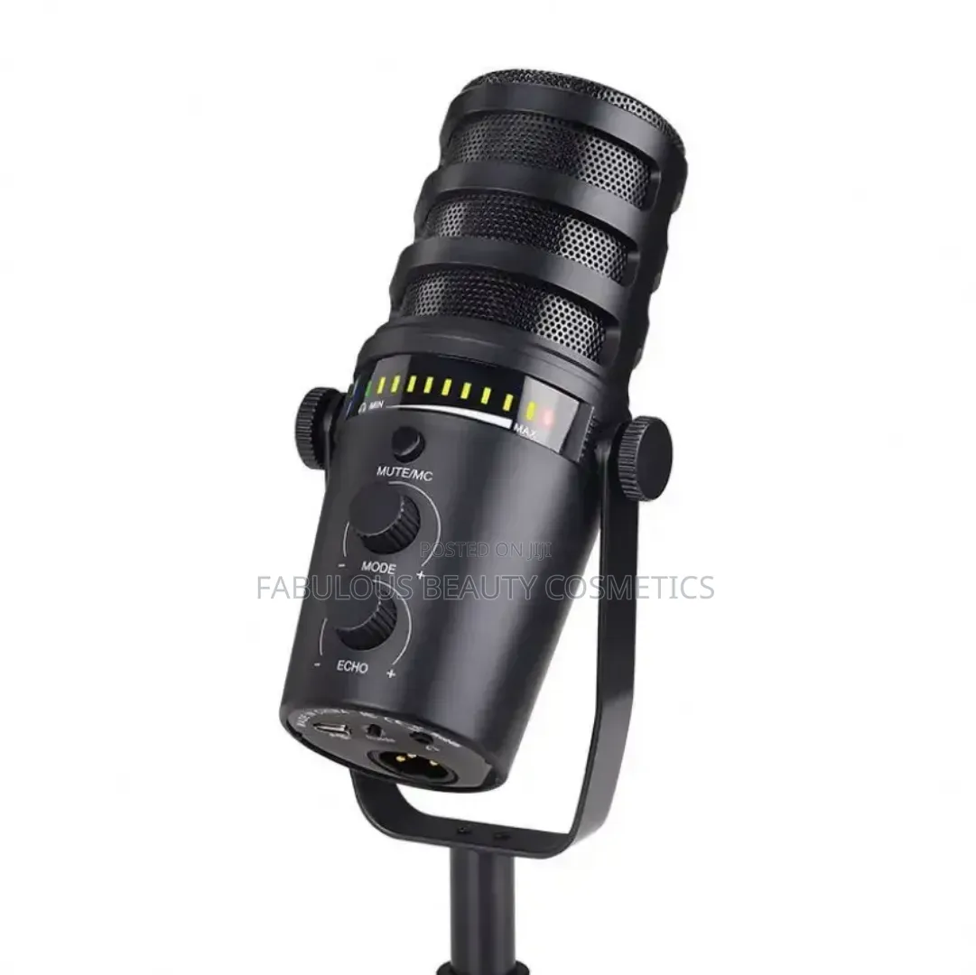 Daakro Dynamic Microphone, XLR/USB Podcast
