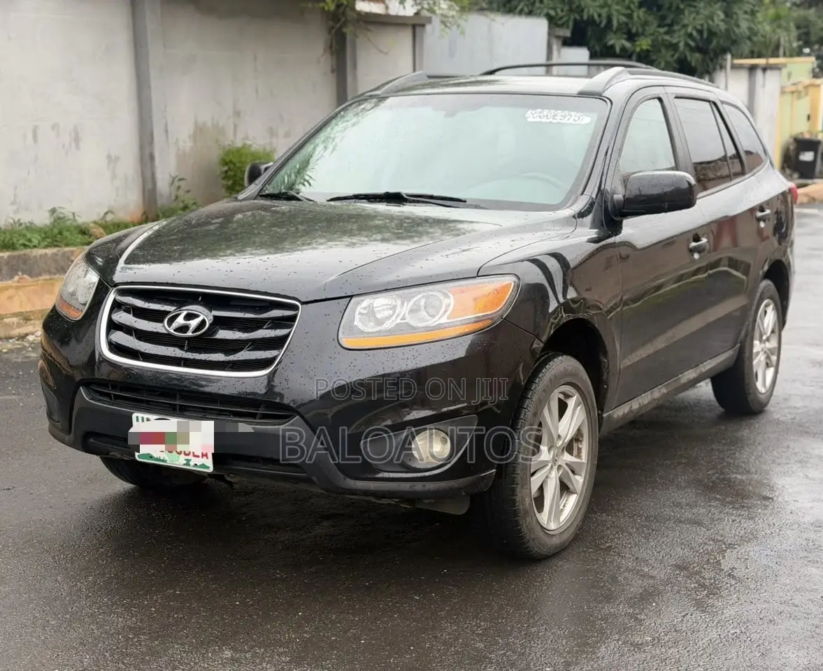 Hyundai Santa Fe 2010 Black
