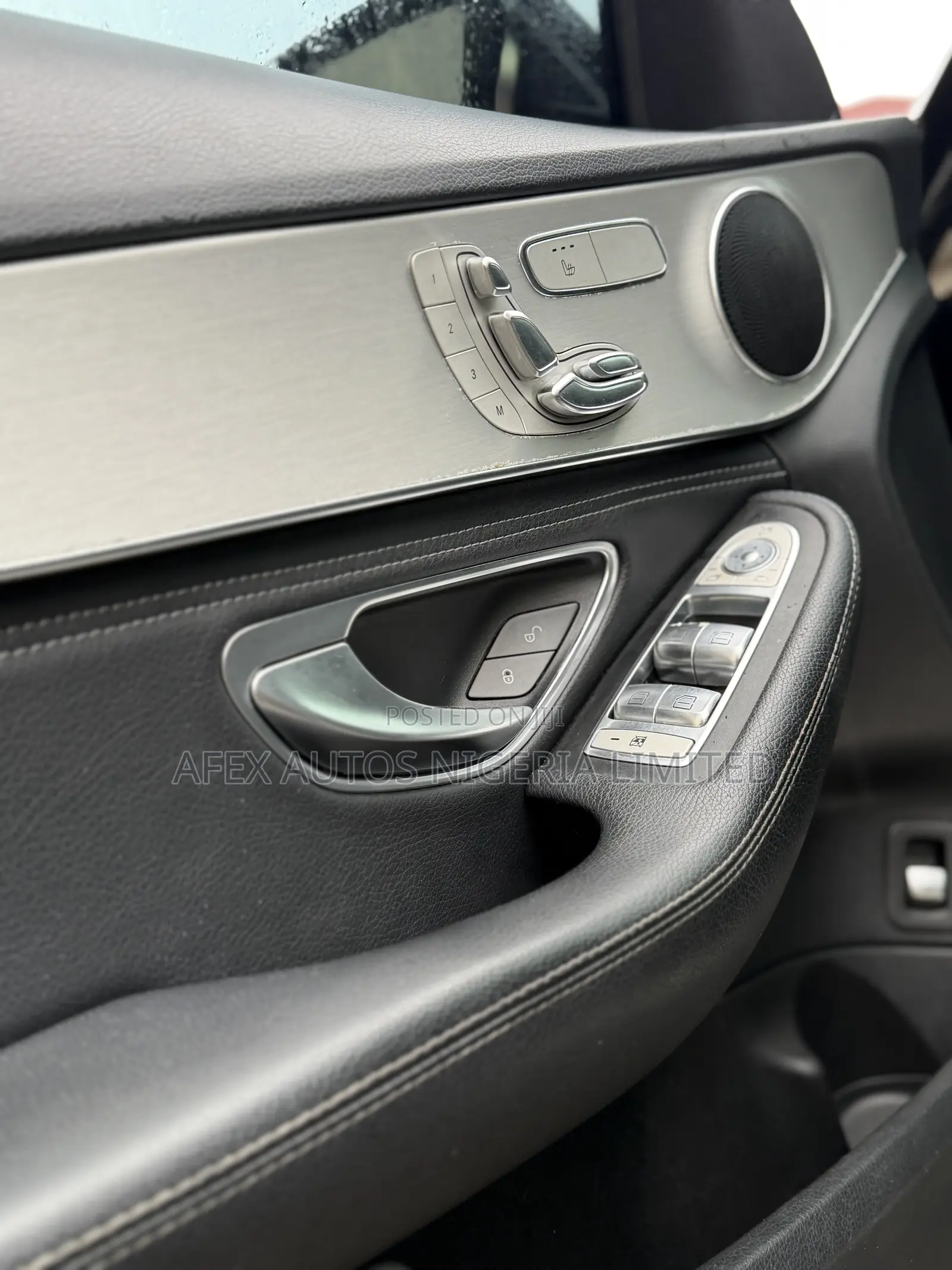Mercedes-Benz C300 Luxury 4Matic Sedan AWD (2.0L 4cyl 7A) 2016 Black