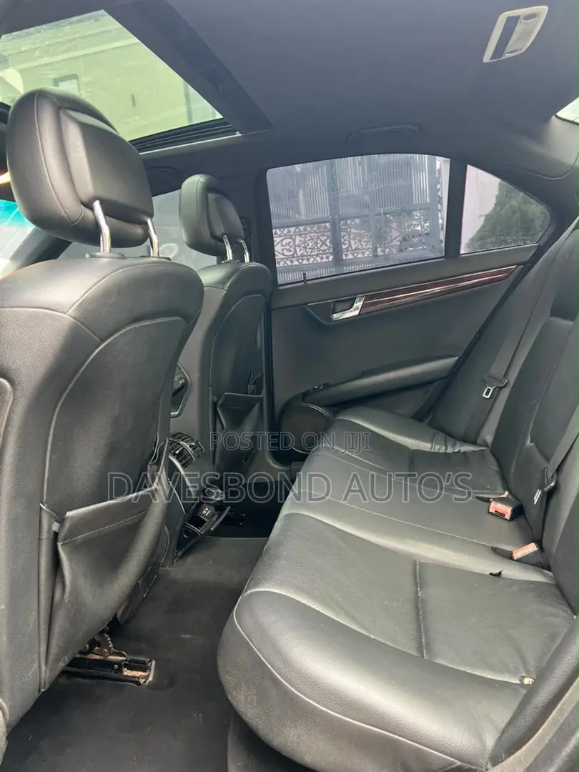 Mercedes-Benz C350 C350 BlueEFFICIENCY 4MATIC AWD 2009 Black