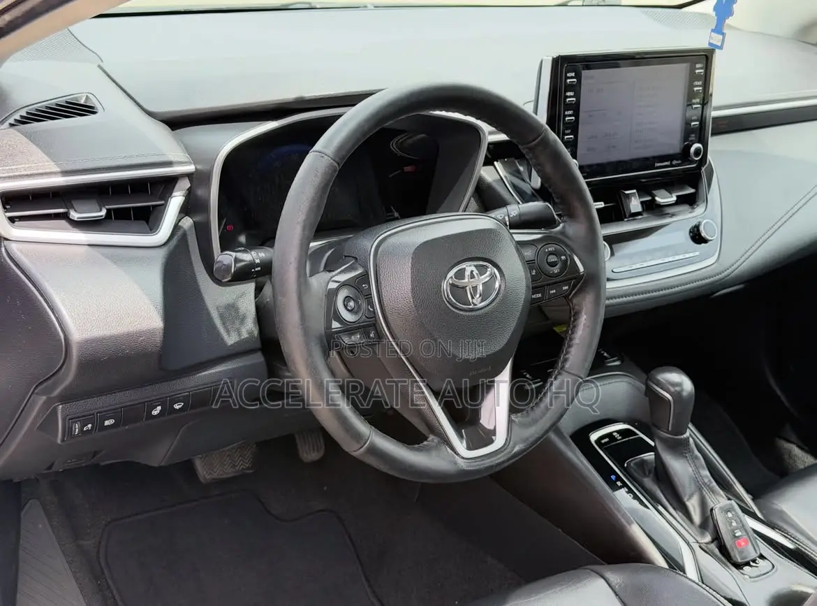 Toyota Corolla XLE 2020 Black