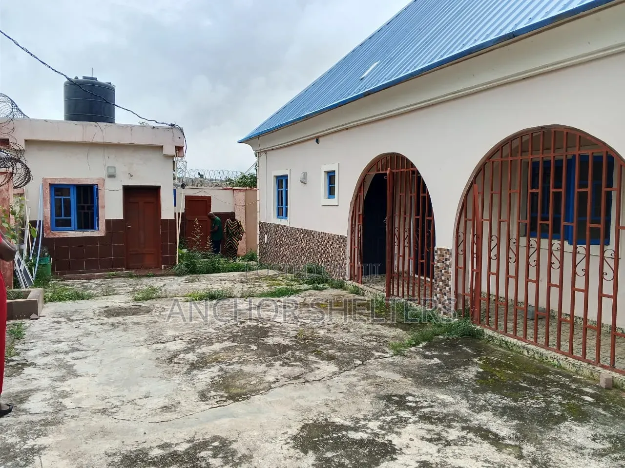 3bdrm Bungalow in 1000 Unit Pegi Kuje for sale