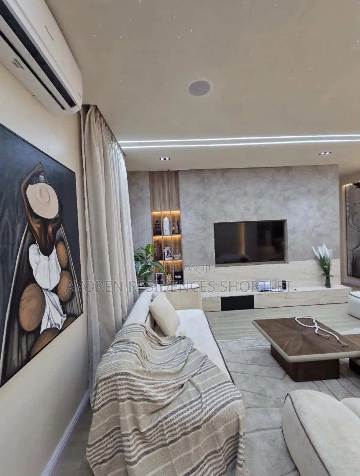 Beautiful Two Bedroom Apartment Shortlet in Lekki