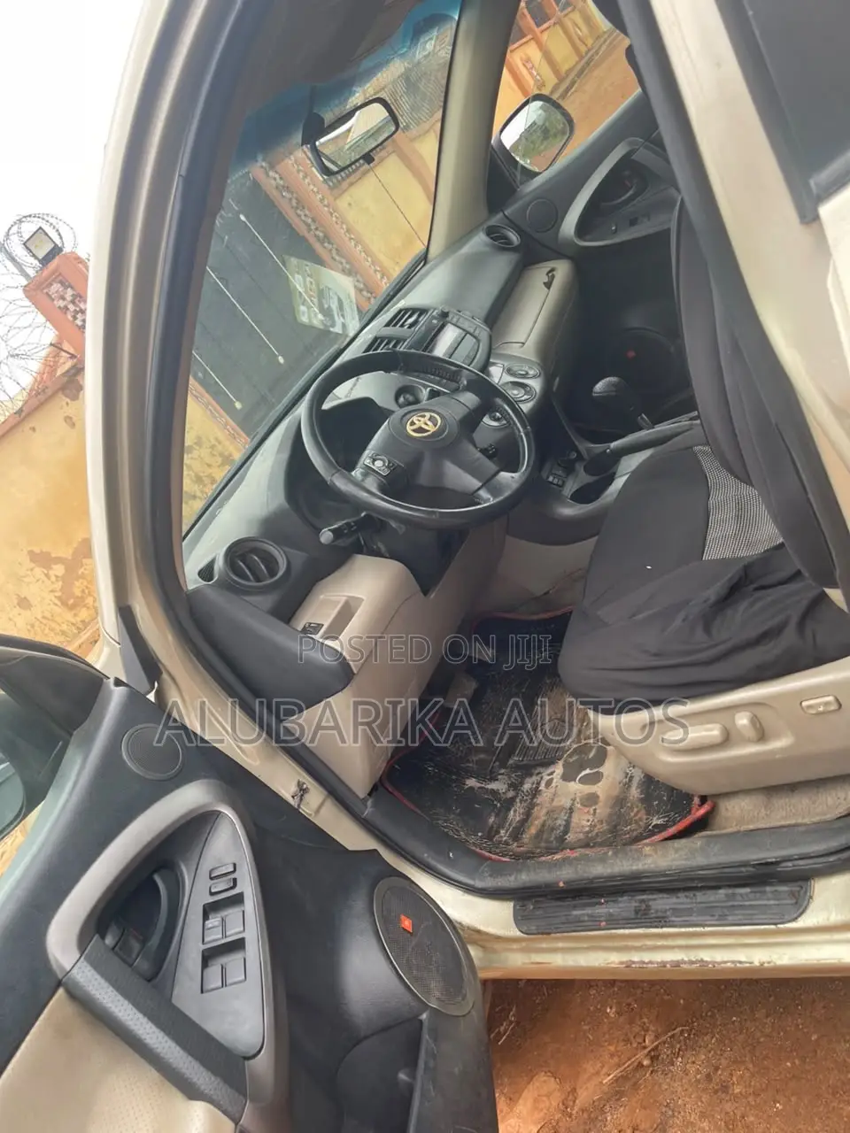 Toyota RAV4 2008 Gold