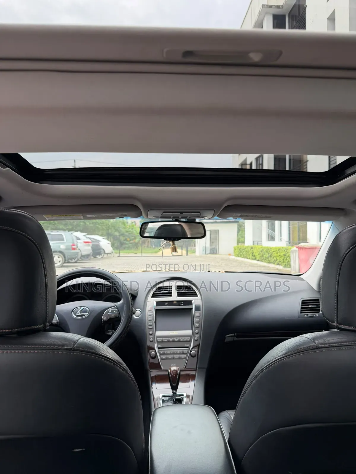 Lexus ES 2012 Silver