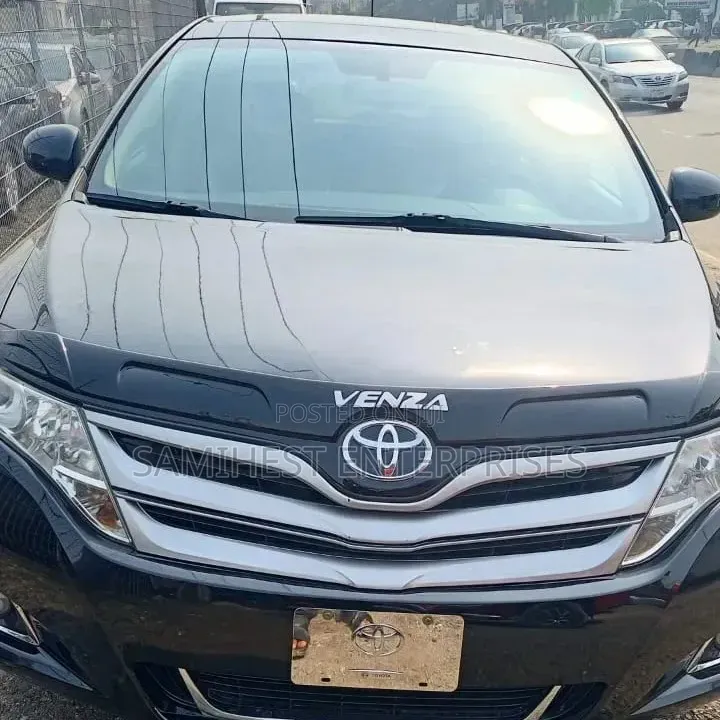 Toyota Venza 2011 Black