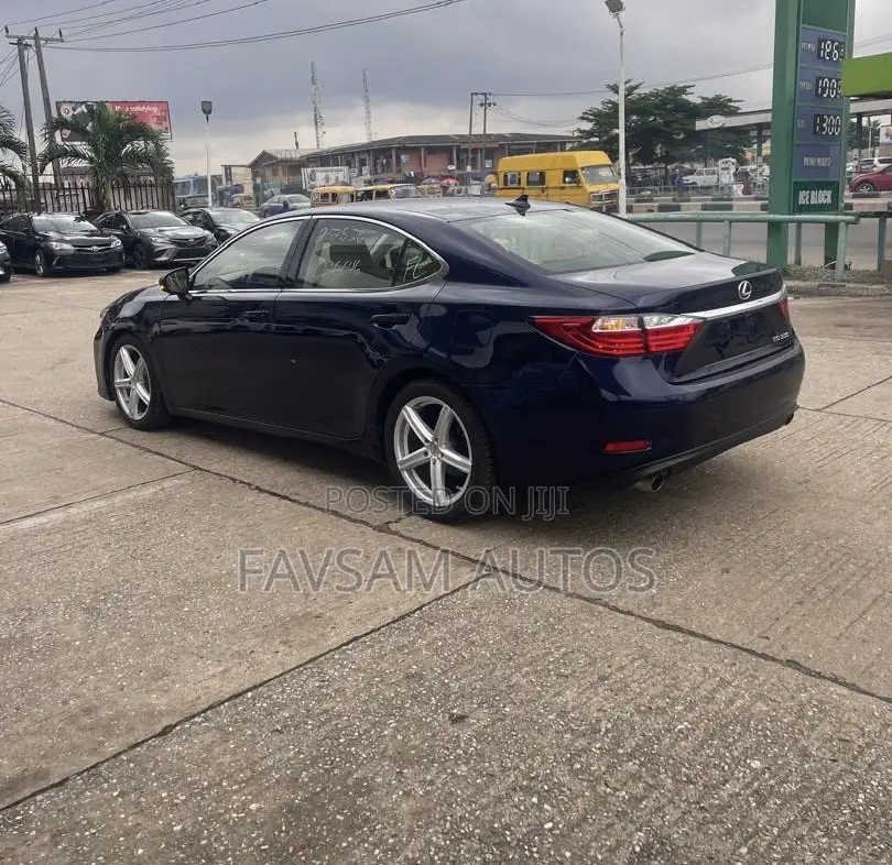 Lexus ES 350 FWD 2013 Blue