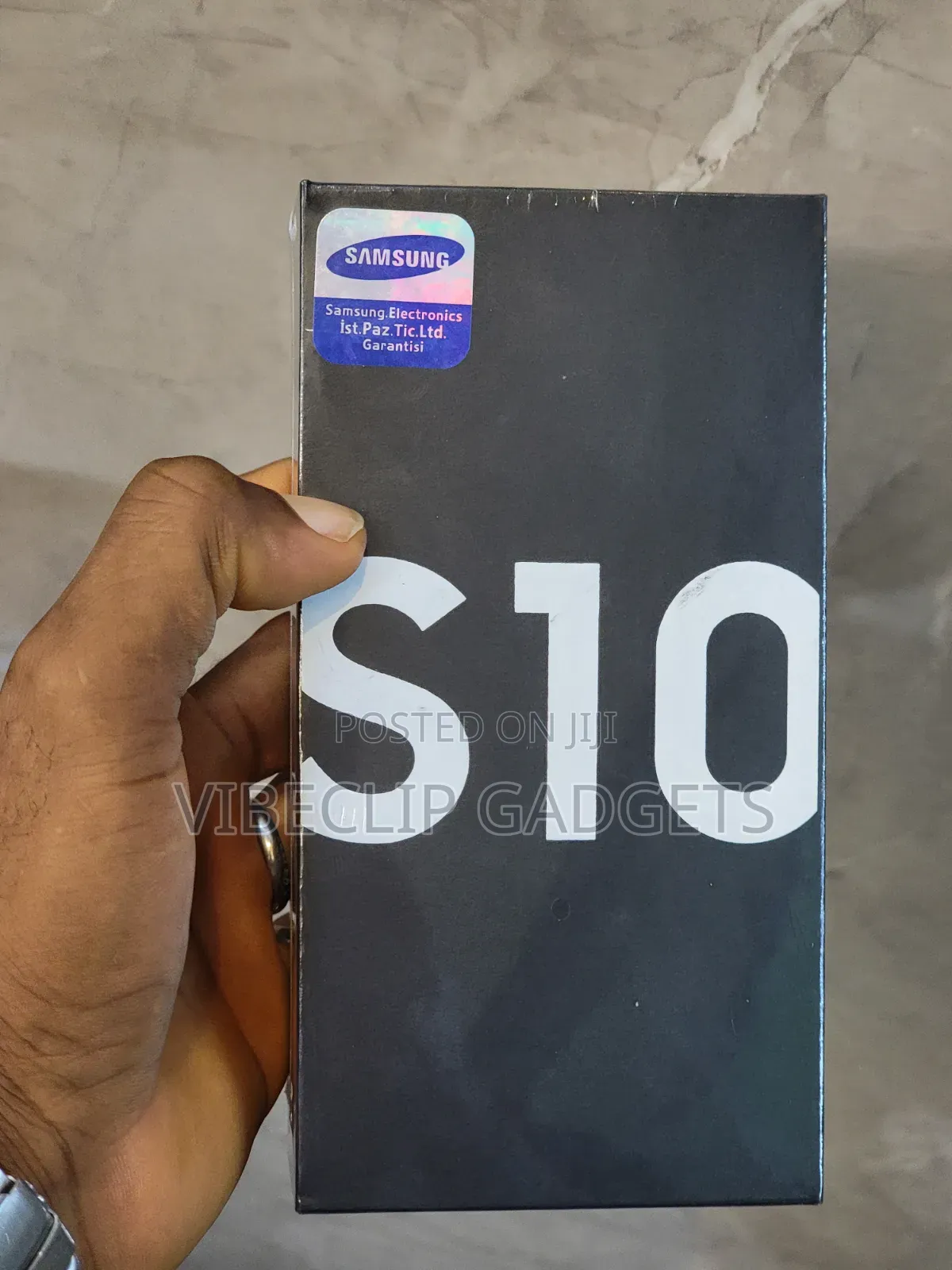 New Samsung Galaxy S10 128 GB Silver