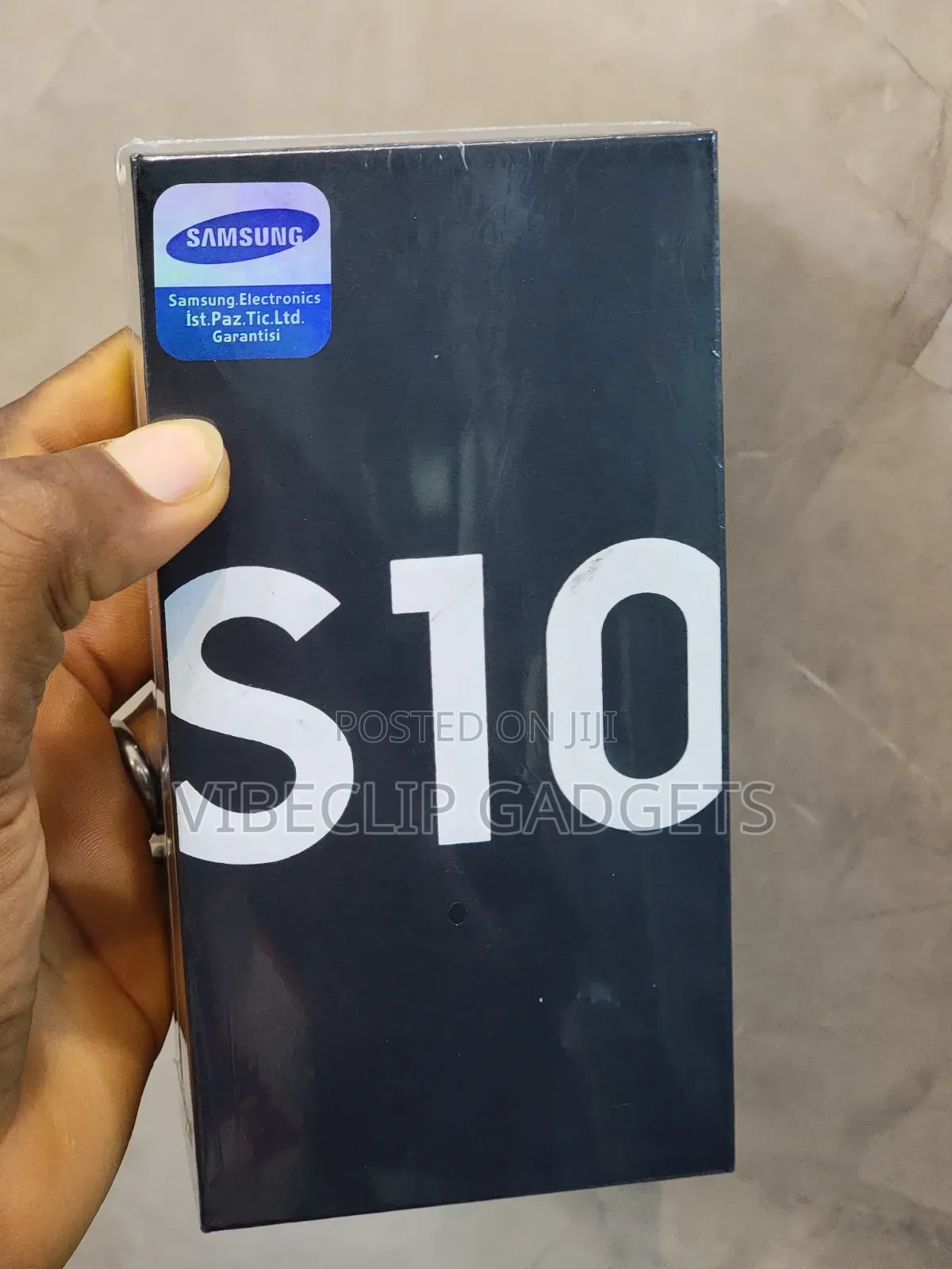 New Samsung Galaxy S10 128 GB Silver