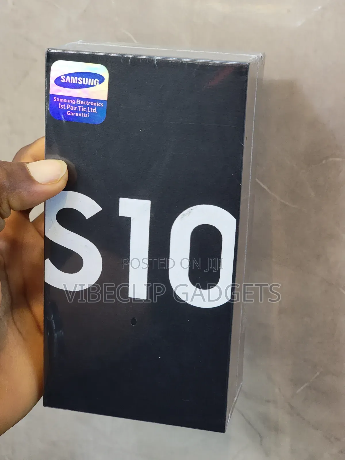 New Samsung Galaxy S10 128 GB Silver