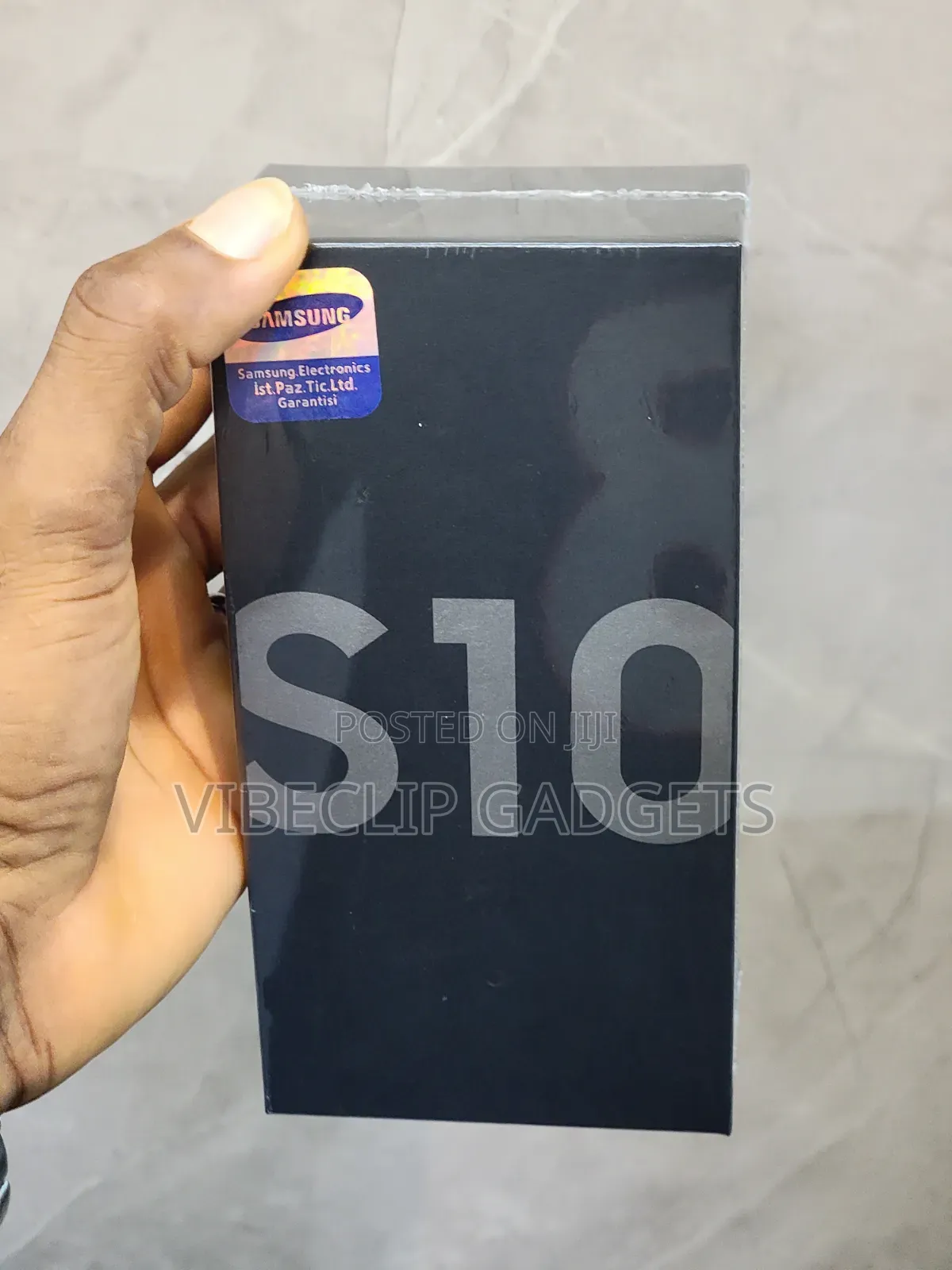 New Samsung Galaxy S10 128 GB Black