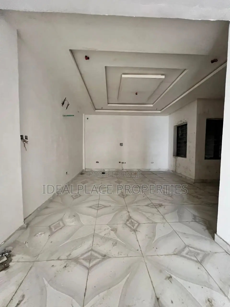 2bdrm Apartment in Lekki Phase 1 for sale