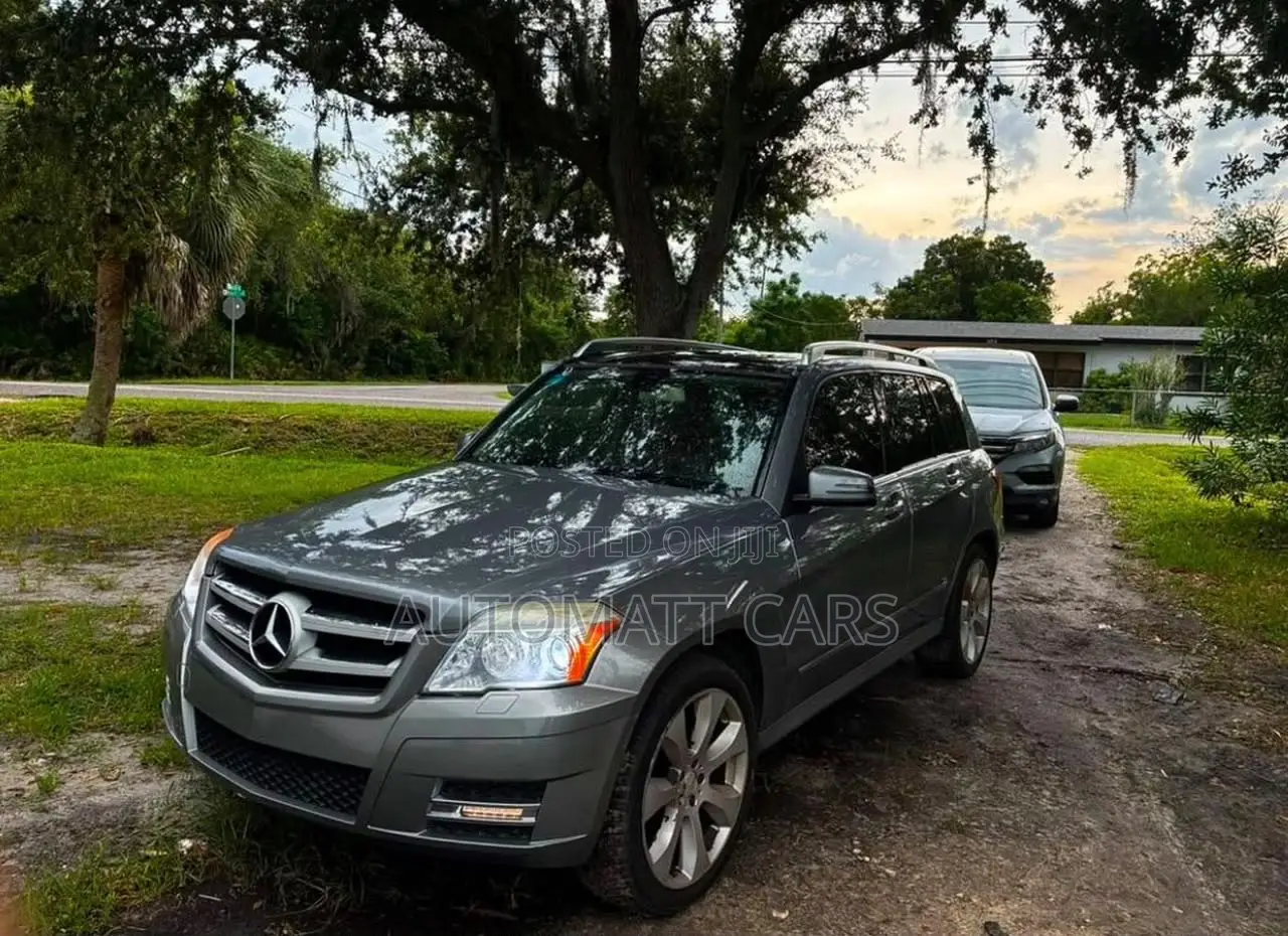 Mercedes-Benz GLK-Class 350 2011 Gray
