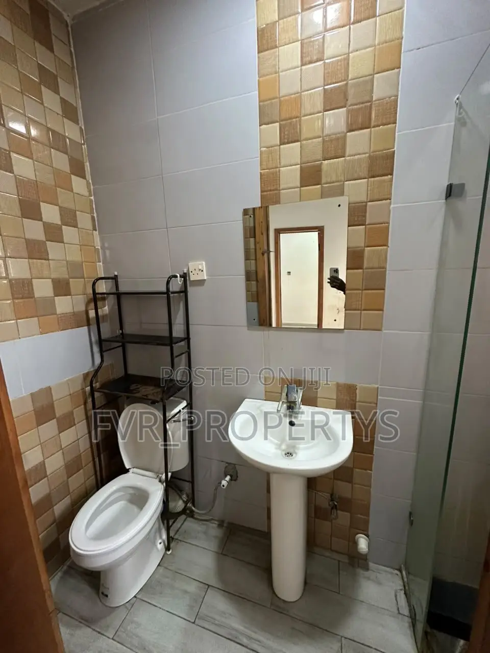 Mini Flat in Ologolo for rent
