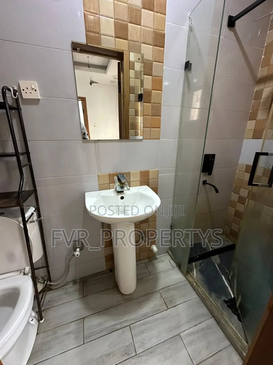Mini Flat in Ologolo for rent