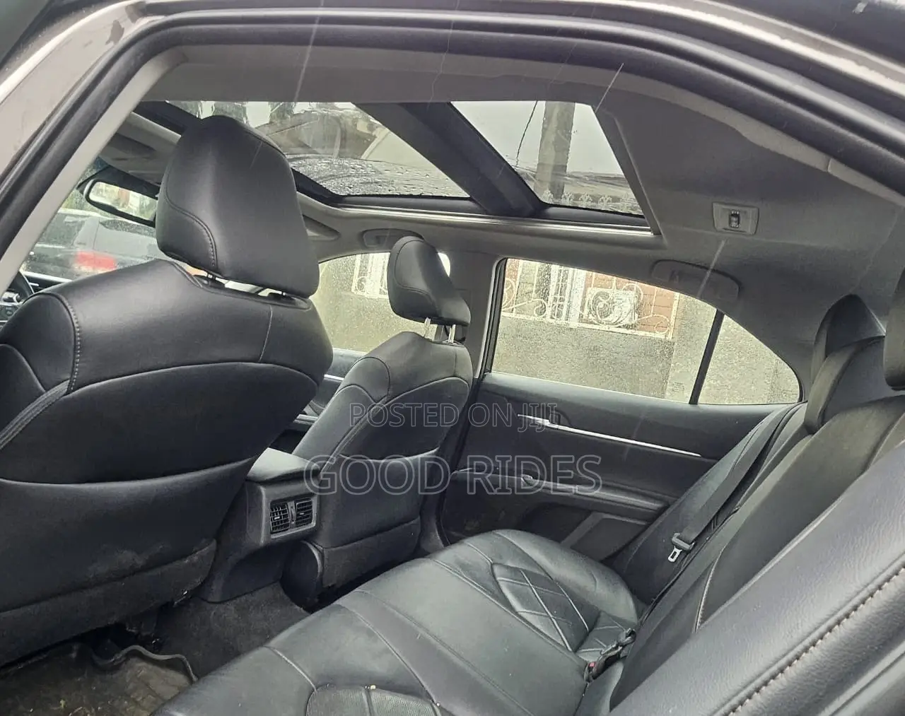 Toyota Camry XLE FWD (2.5L 4cyl 8AM) 2018 Gray